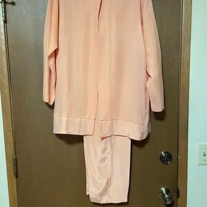 Beautiful Silk pant suit!